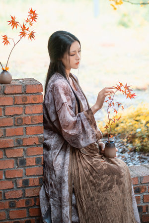 绝望的肉偿债款