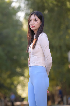 兽人阴茎猛插直到射精h