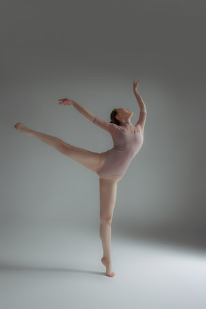 黄蓉乱肉辣伦在线阅读