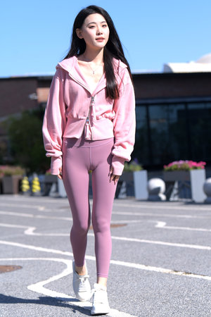 日本一部电影夫妻两现场拍摄