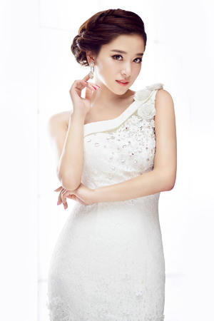 一级艳色淫史无删减版